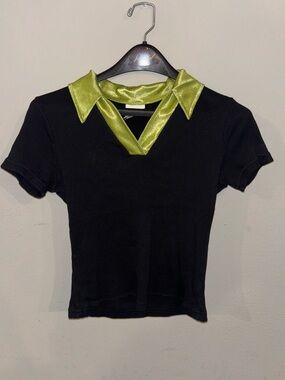 Vintage Black Short Sleeve Top with Lime Satin Collar